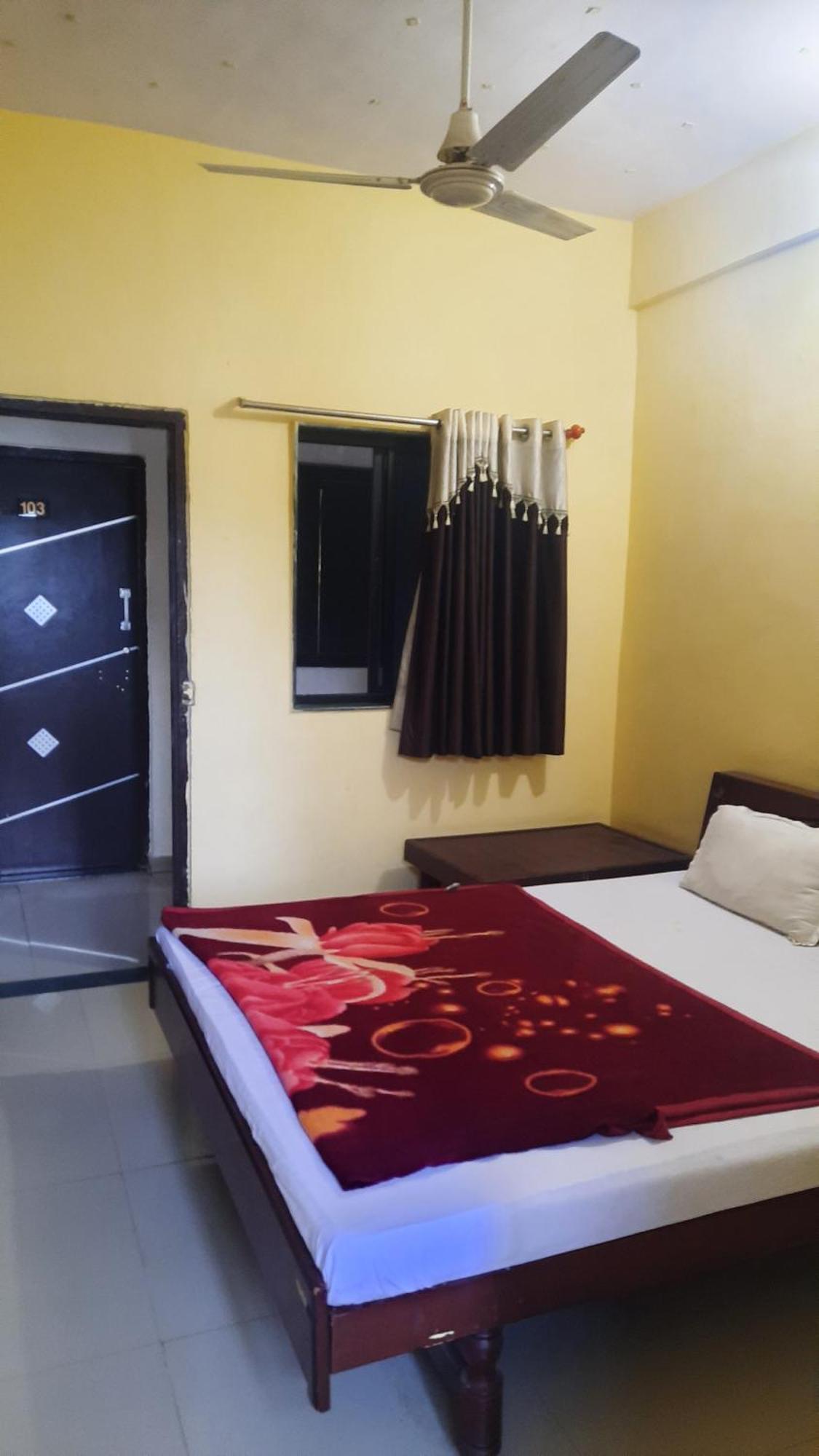 Hotel Rajtilak Guest House Vadali Exteriér fotografie